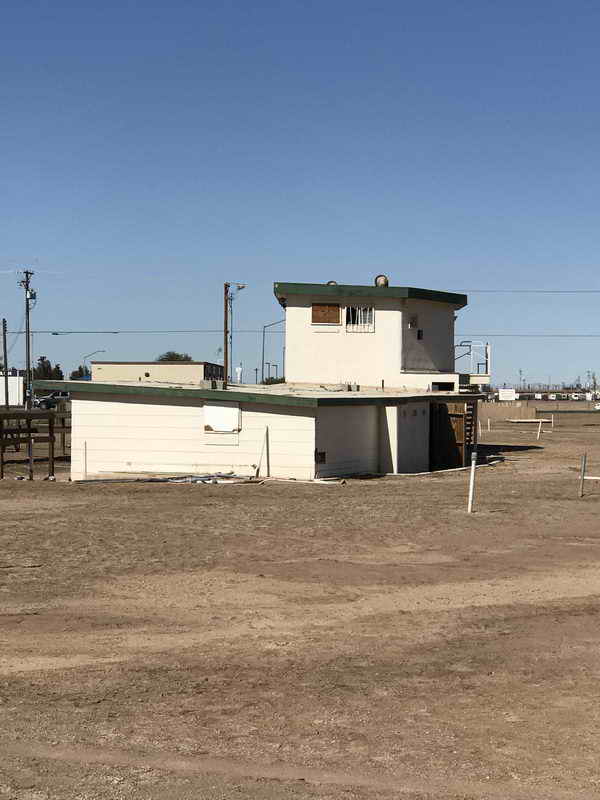 Motor Vu Twin Drive-In - 2020 Photos - Closed (newer photo)